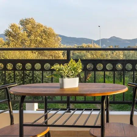 Luckywoodyappartment * Kos-stad
